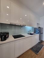 Feria Home - Vinhomes Sky Lake Pham Hung