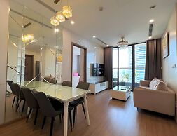 Feria Home - Vinhomes Sky Lake Pham Hung