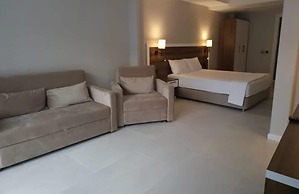 Lulubay Rooms & Suites