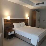 Lulubay Rooms & Suites