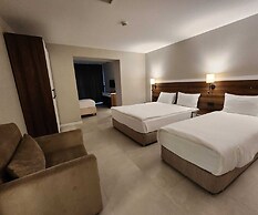 Lulubay Rooms & Suites