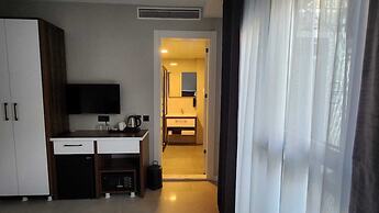 Lulubay Rooms & Suites