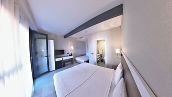 Lulubay Rooms & Suites