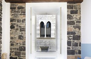 Il Moderno in Como With 1 Bedrooms and 1 Bathrooms