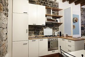 Il Moderno in Como With 1 Bedrooms and 1 Bathrooms