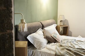 Il Moderno in Como With 1 Bedrooms and 1 Bathrooms