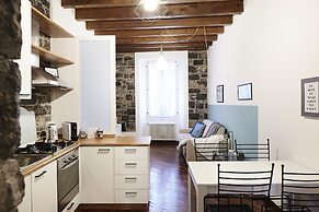 Il Moderno in Como With 1 Bedrooms and 1 Bathrooms