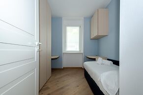 Luxury 1 in Como With 2 Bedrooms and 2 Bathrooms