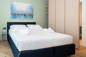 Luxury 1 in Como With 2 Bedrooms and 2 Bathrooms