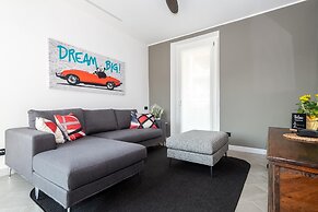 Luxury 2 in Como With 2 Bedrooms and 2 Bathrooms