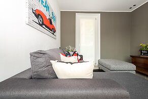 Luxury 2 in Como With 2 Bedrooms and 2 Bathrooms