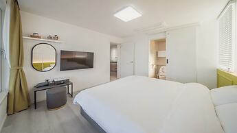 Pohang Etoile Poolvilla