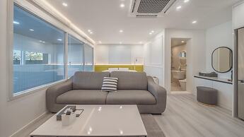 Pohang Etoile Poolvilla