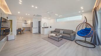 Pohang Etoile Poolvilla