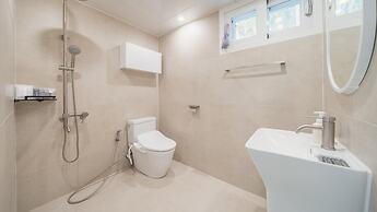 Pohang Etoile Poolvilla