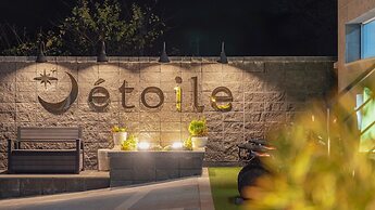 Pohang Etoile Poolvilla