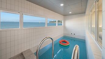 Pohang Etoile Poolvilla