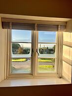 Beautiful 4-bed Cottage in Heart of the Cotswolds