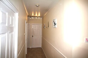 Doncaster Central Apartment Sleeps 5 Very Quiet