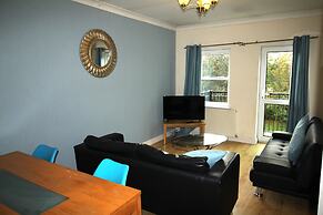 Doncaster Central Apartment Sleeps 5 Very Quiet