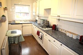 Doncaster Central Apartment Sleeps 5 Very Quiet
