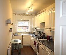 Doncaster Central Apartment Sleeps 5 Very Quiet