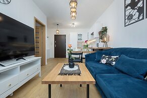 Apartment With Terrace Gąski by Renters