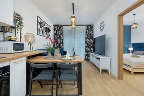 Apartment With Terrace Gąski by Renters