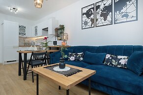 Apartment With Terrace Gąski by Renters