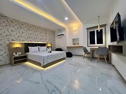 Honey Hotel - Angeles