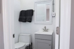 Whimsical 2BR 10-Mins to Nashville