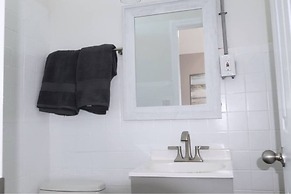 Whimsical 2BR 10-Mins to Nashville