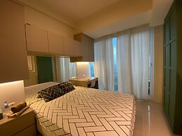 Treepark BSD by Kakarama Room