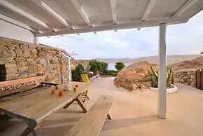 Villa Princess 5 4Bed with Small Tub Panormos Beach