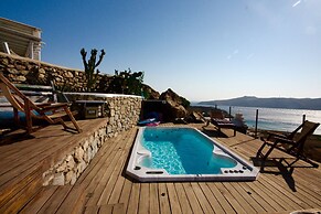 Villa Princess 5 4Bed with Small Tub Panormos Beach