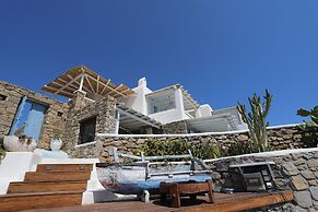 Villa Princess 5 4Bed with Small Tub Panormos Beach