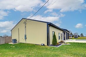 Near CU & Dtwn! Campbellsville Home w/ Game Room