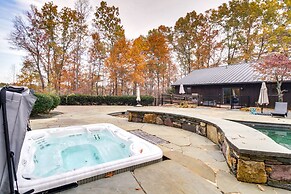 Inviting Charlottesville Retreat w/ Pool & Hot Tub