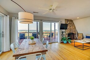 Beachy Maryland A-frame: Steps to Chesapeake Bay!