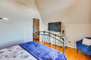 Beachy Maryland A-frame: Steps to Chesapeake Bay!