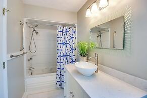 Beachy Maryland A-frame: Steps to Chesapeake Bay!