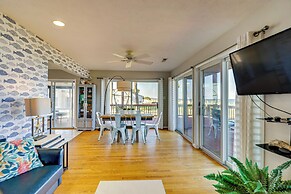 Beachy Maryland A-frame: Steps to Chesapeake Bay!