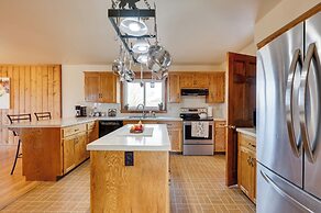 Charming Country Home in Laramie - 4 Mi to UW!