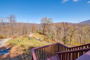 Mountain-view Blue Ridge Cabin Getaway w/ Fire Pit