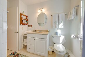 Cape Cod Home: Walk to Beach & Main St Hyannis!
