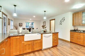 Dog-friendly Milwaukie Home: 9 Mi to Dtwn Portland