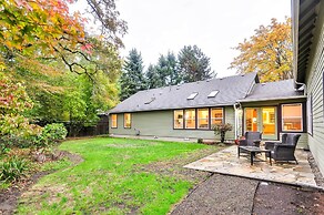 Dog-friendly Milwaukie Home: 9 Mi to Dtwn Portland