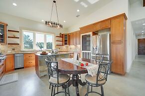 Hill Country Retreat: 100-acre Ranch Near Wineries