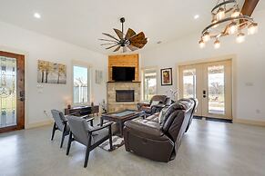 Hill Country Retreat: 100-acre Ranch Near Wineries