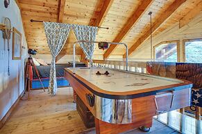 Tree-lined Mccall Cabin: Walk to Payette River!